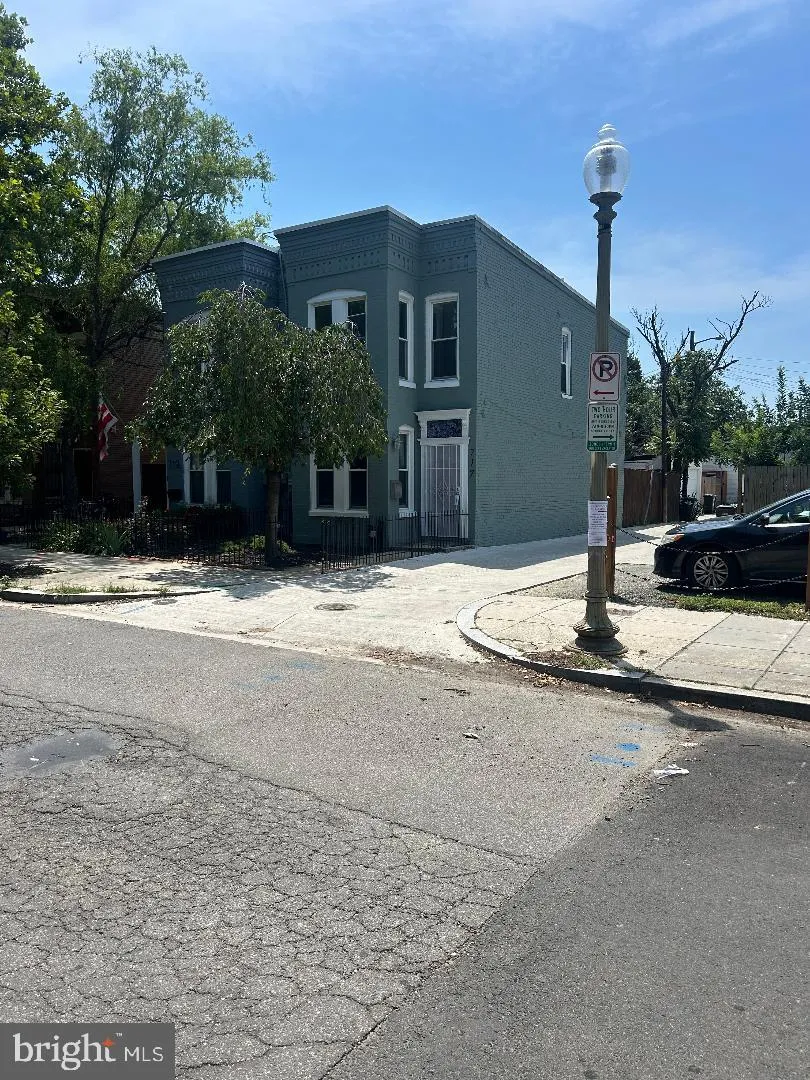 717 L STREET, Washington, DC 20002