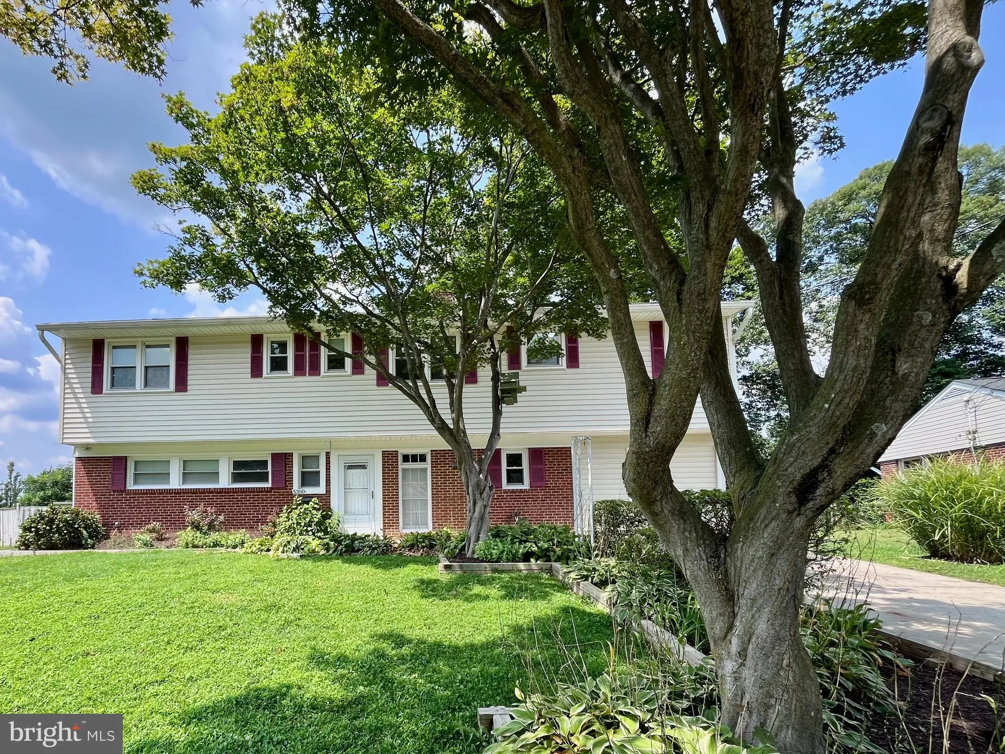 5350 RAVENSWORTH ROAD, Springfield, VA 22151