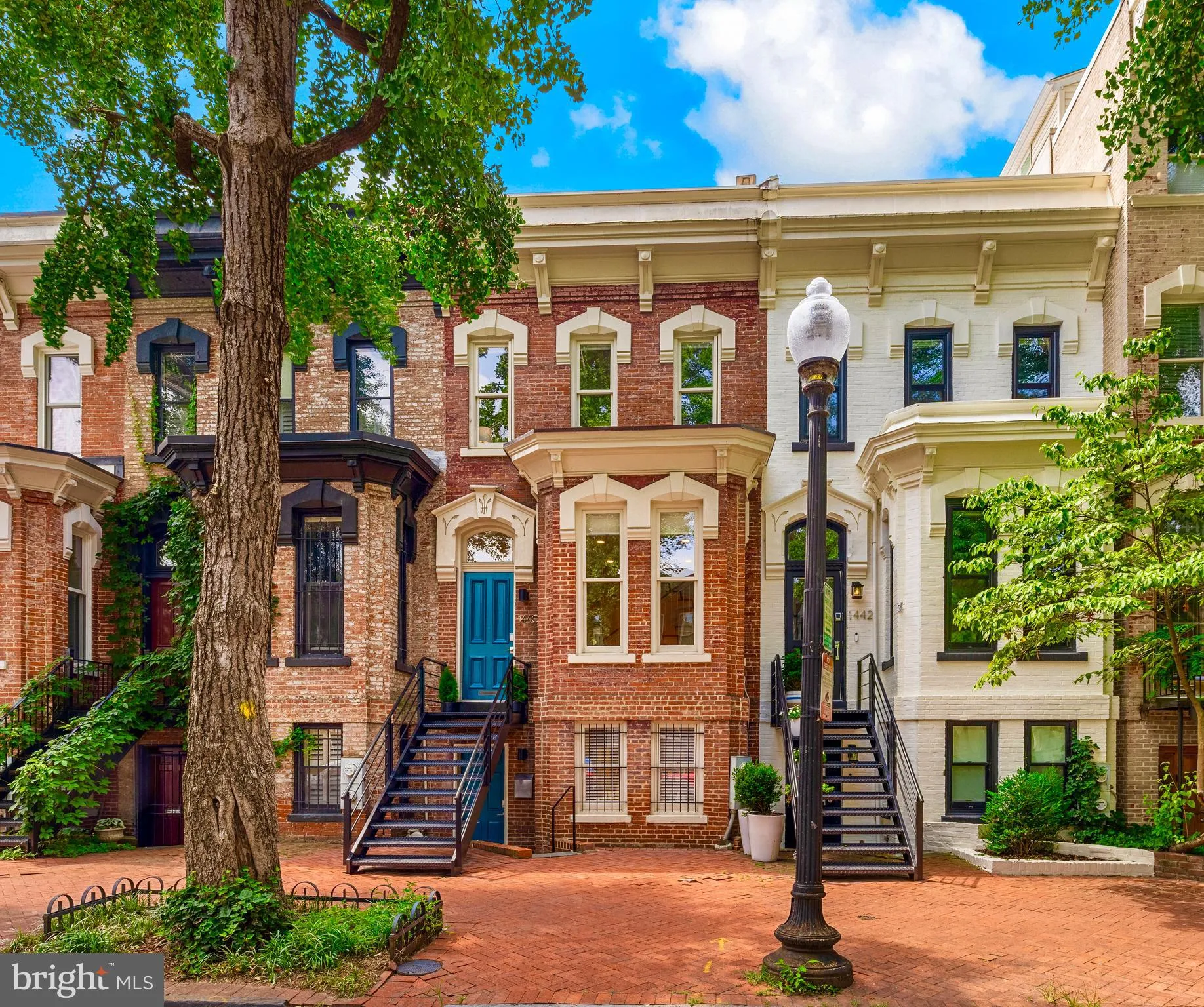 1440 SWANN STREET, Washington, DC 20009