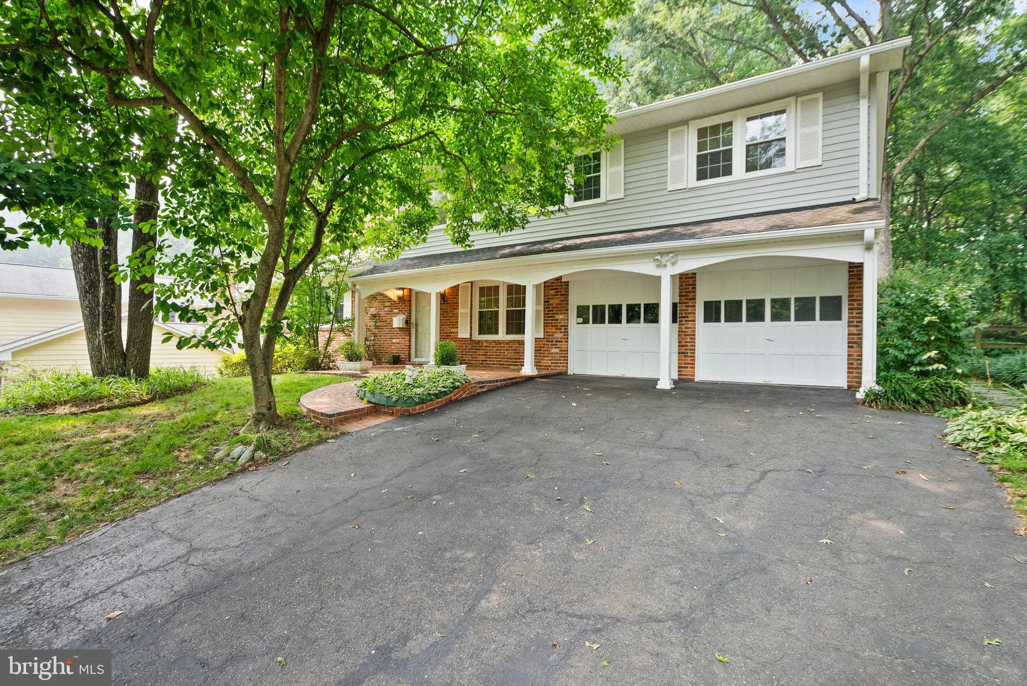 8104 CHIVALRY ROAD, Annandale, VA 22003