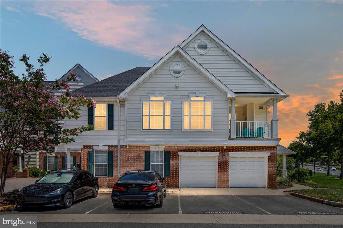 43134 WATERCREST SQUARE, Chantilly, VA 20152