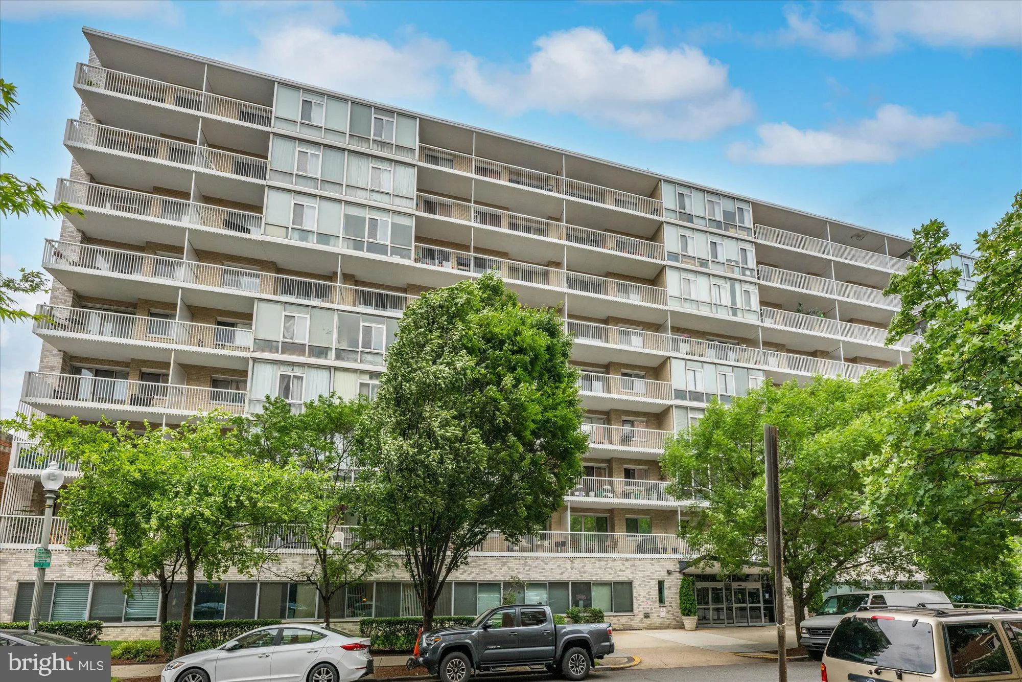 730 24TH STREET, Washington, DC 20037