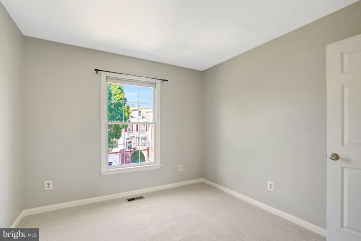 5807 Clapham Road, Alexandria, VA 22315