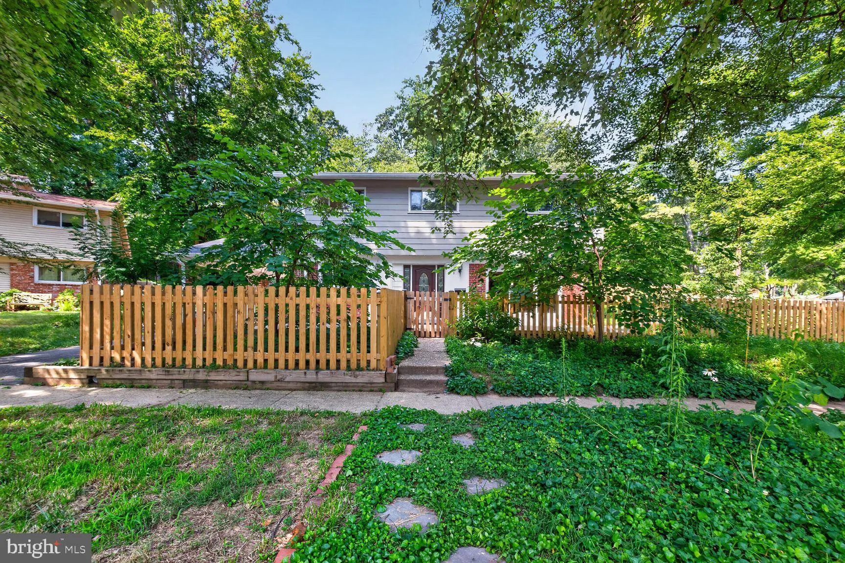220 THISTLE DRIVE, Silver Spring, MD 20901