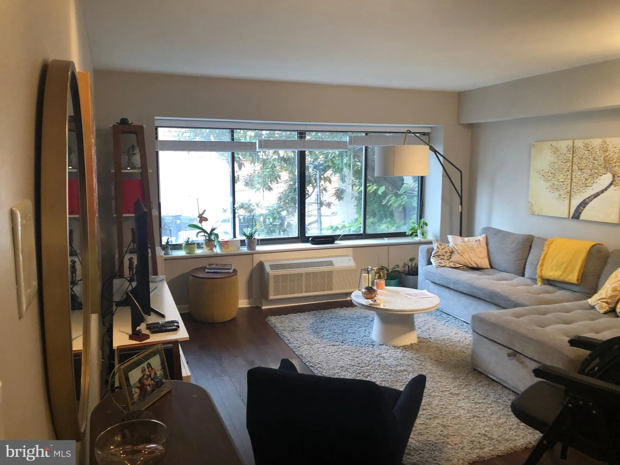 2405 I STREET, Washington, DC 20037