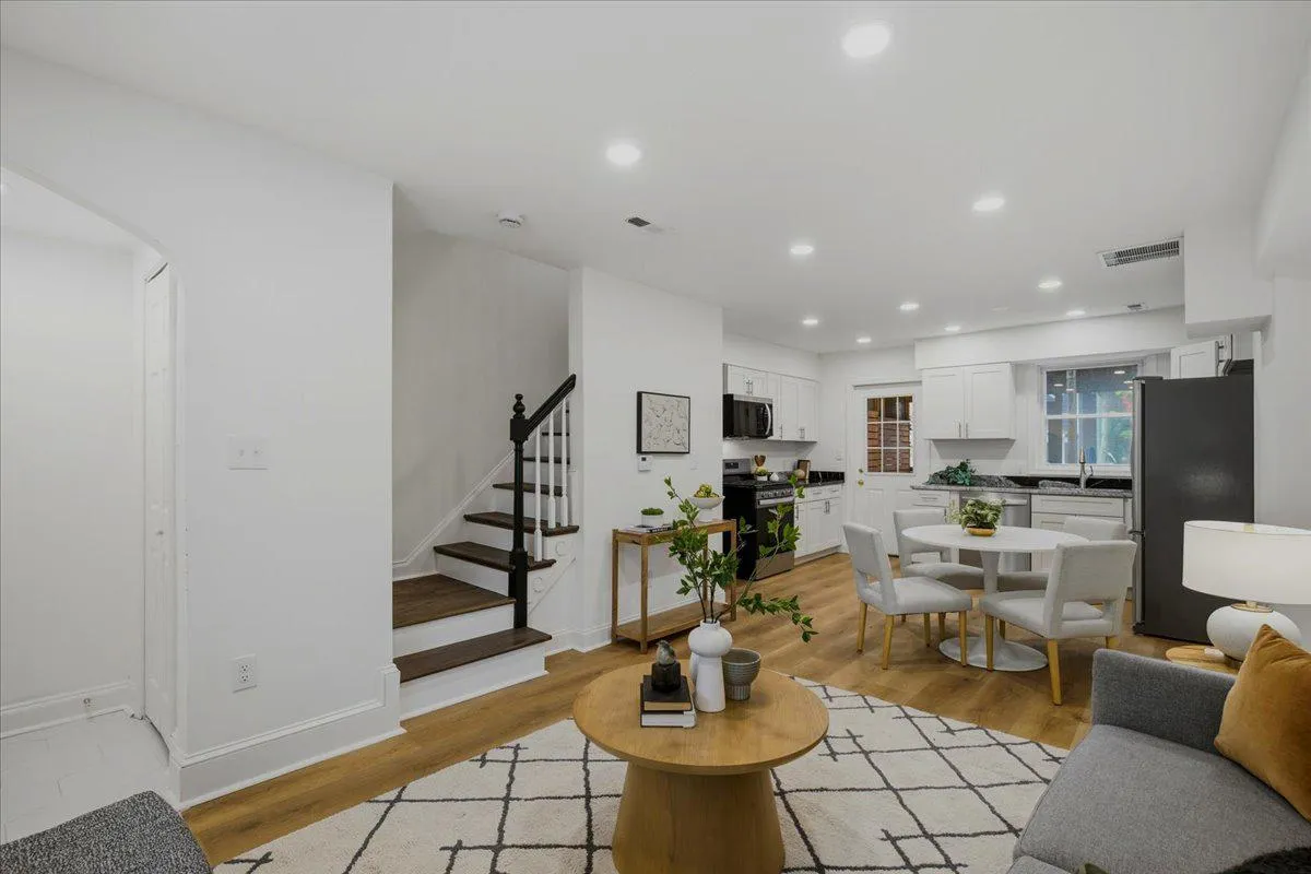 109 CLIFFORD AVENUE, Alexandria, VA 22305