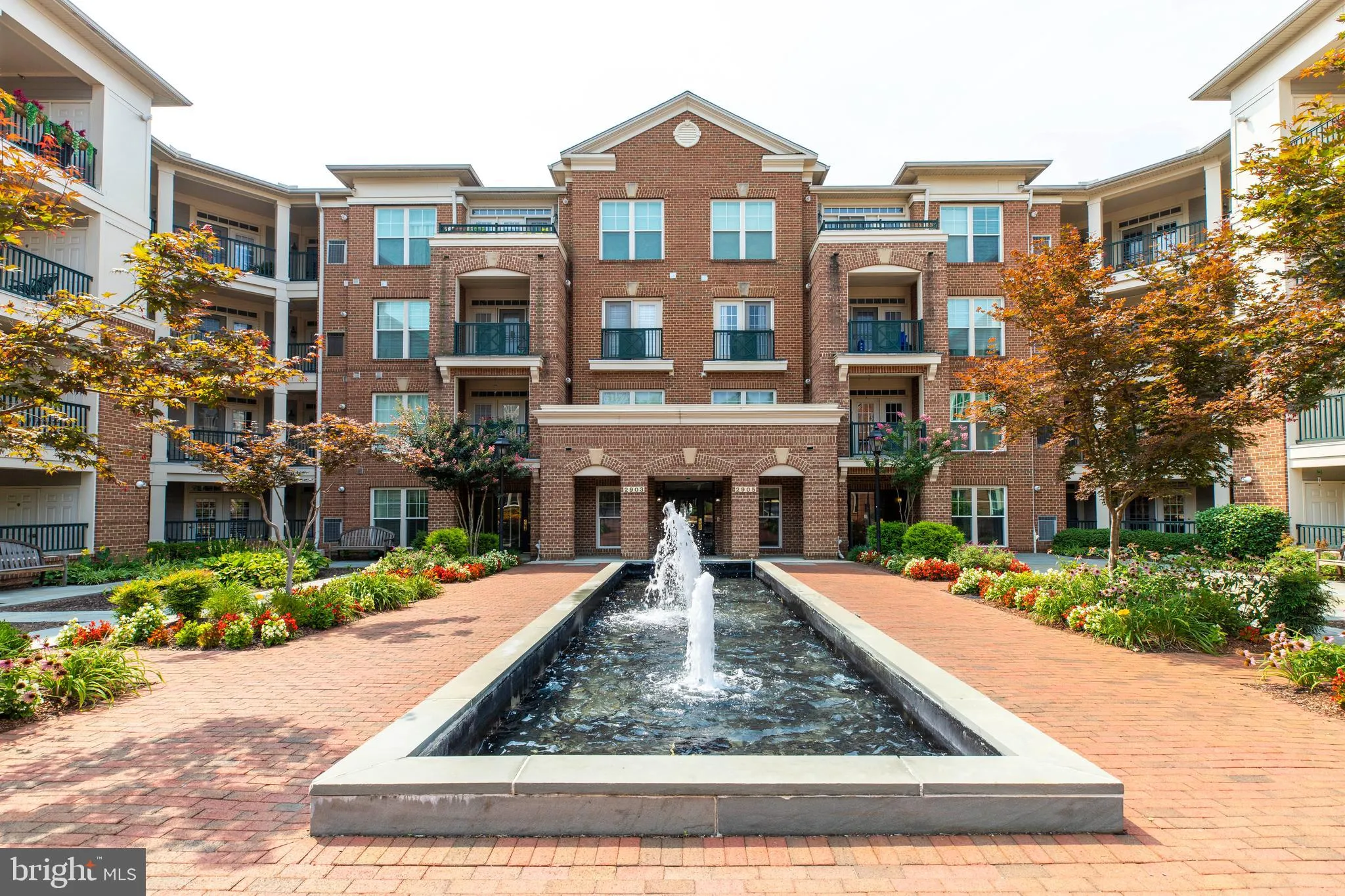2901 SAINTSBURY PLZ, Fairfax, VA 22031