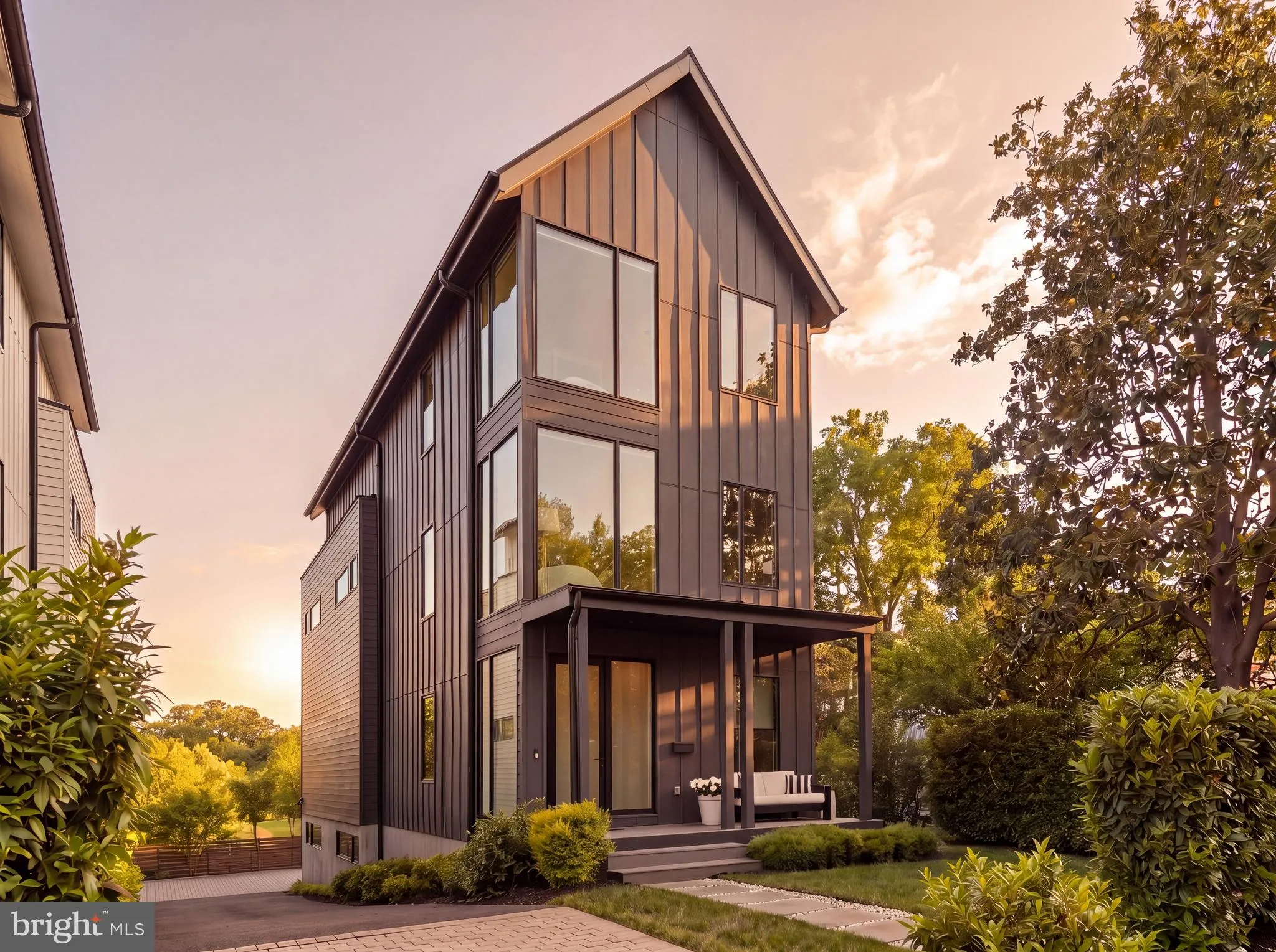 1522 FOXHALL ROAD, Washington, DC 20007