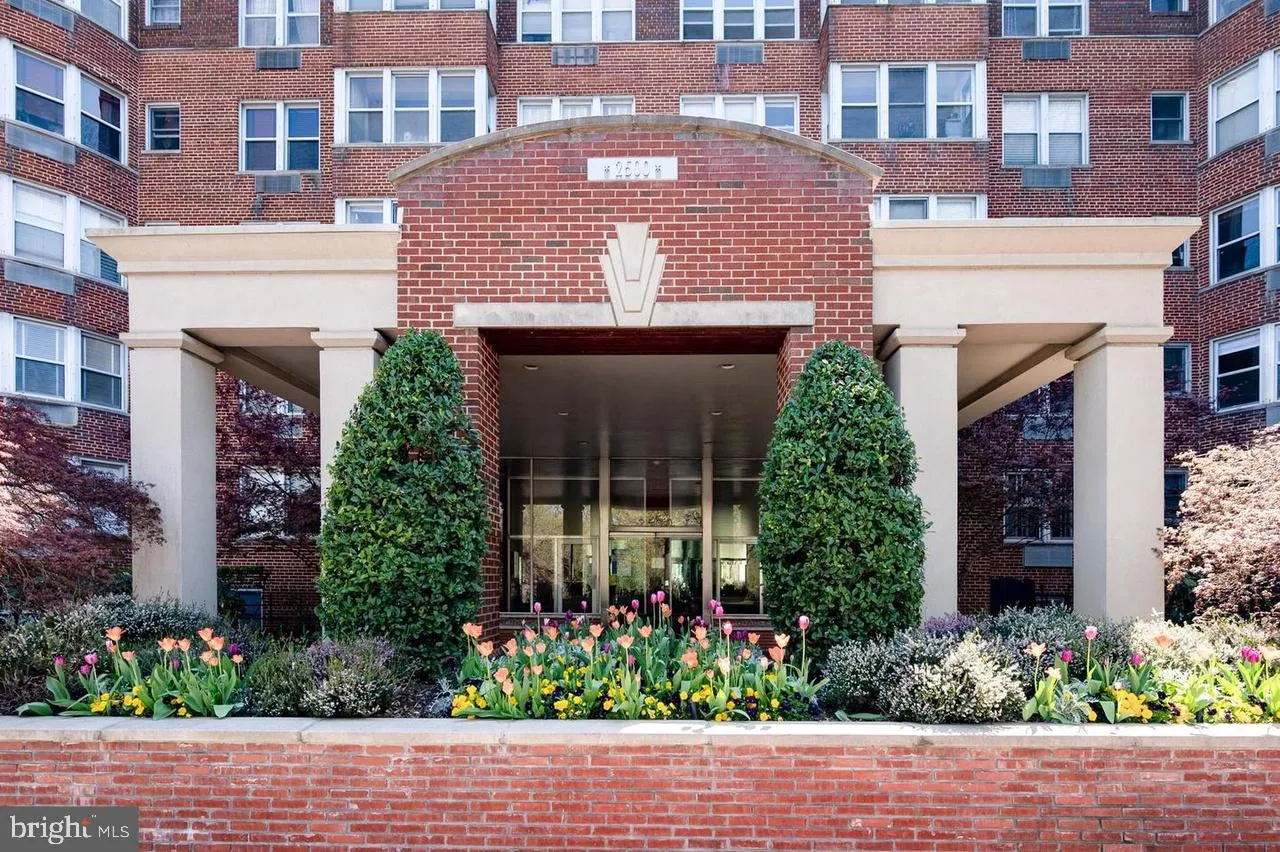 2500 Q STREET, Washington, DC 20007
