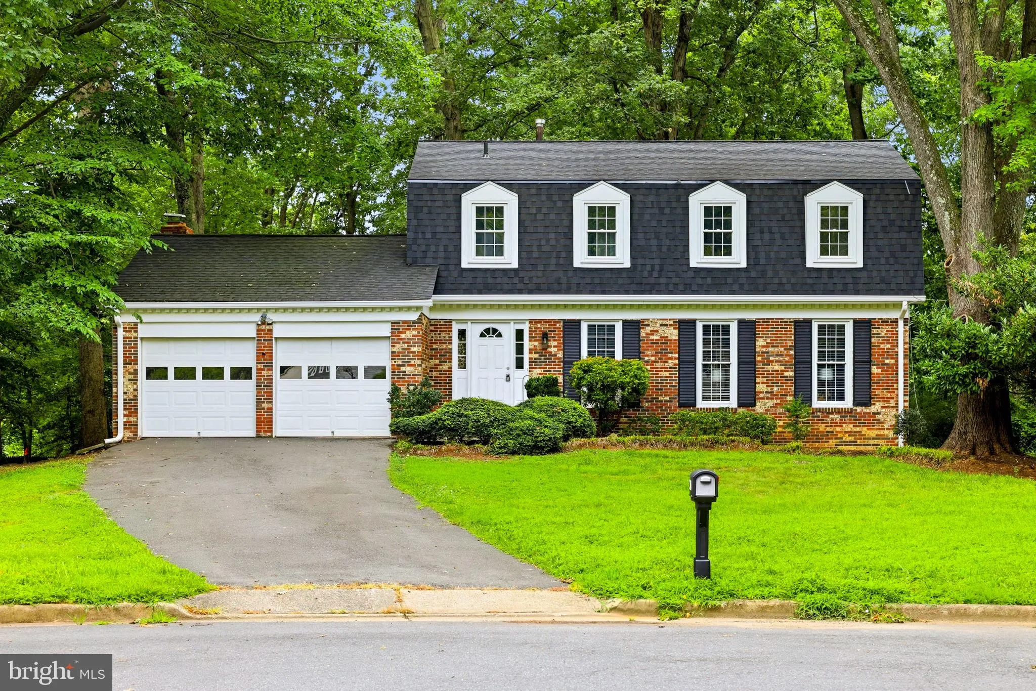 9811 VERTAIN COURT, Fairfax, VA 22032