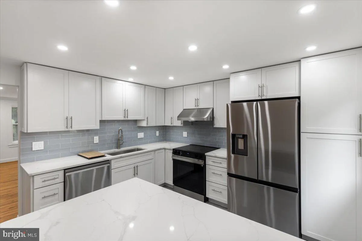 285 GUNDRY DRIVE, Falls Church, VA 22046