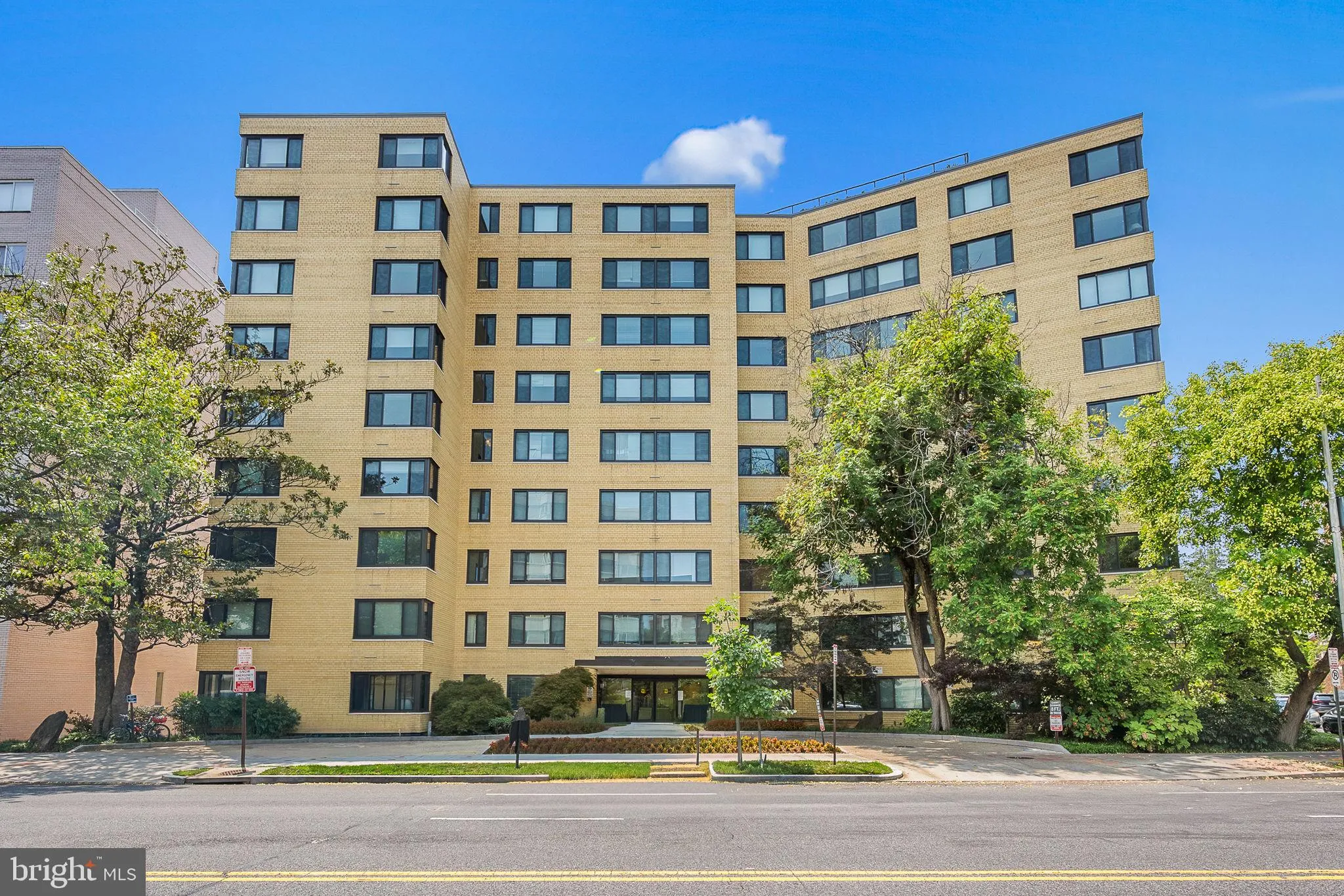 5410 CONNECTICUT AVENUE, Washington, DC 20015