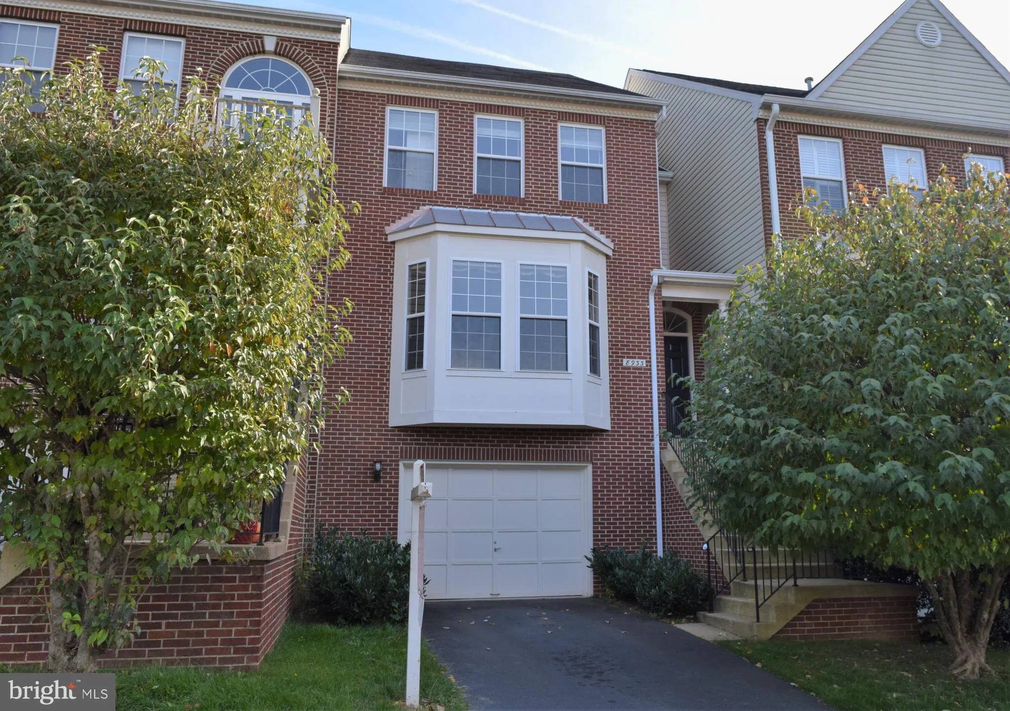 8933 ROYAL ASTOR WAY, Fairfax, VA 22031