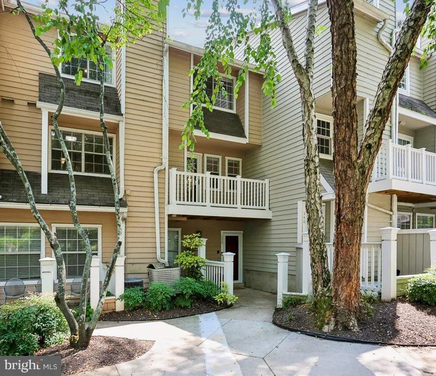 5821 INMAN PARK CIRCLE, Rockville, MD 20852