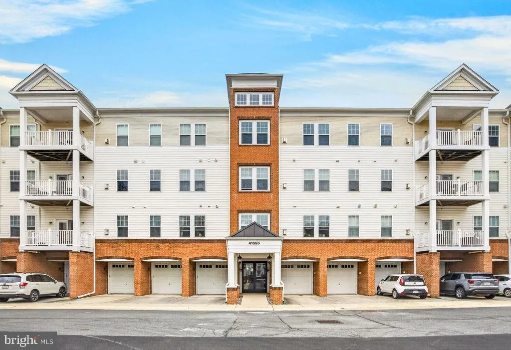 41895 CATHEDRAL VALLEY SQUARE, Aldie, VA 20105