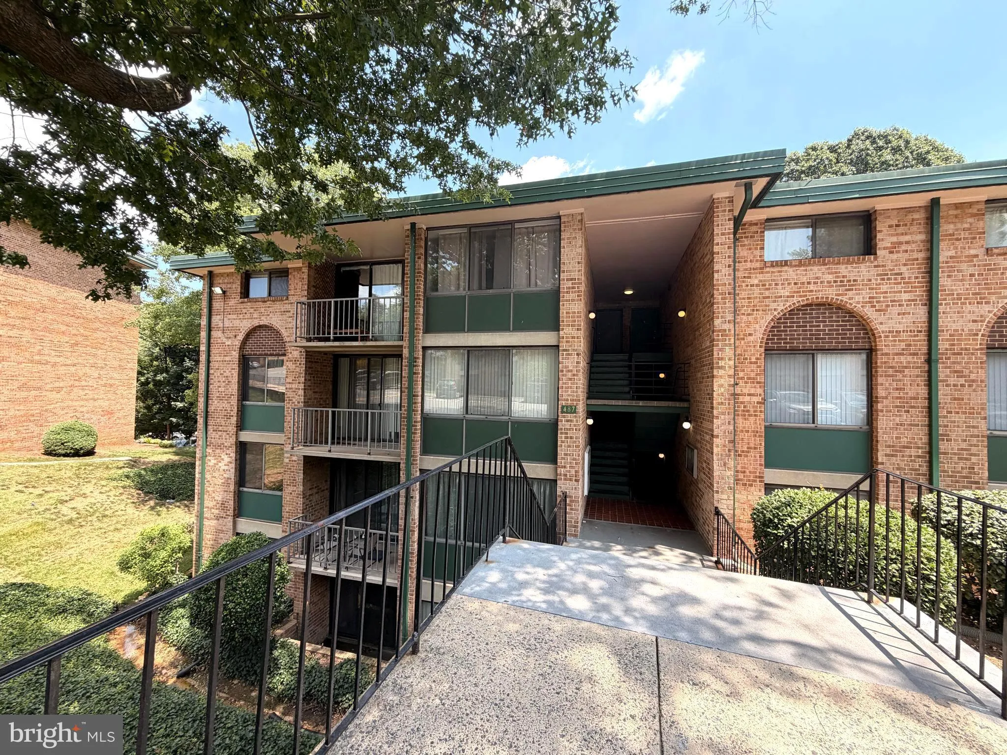 487 ARMISTEAD STREET, Alexandria, VA 22312