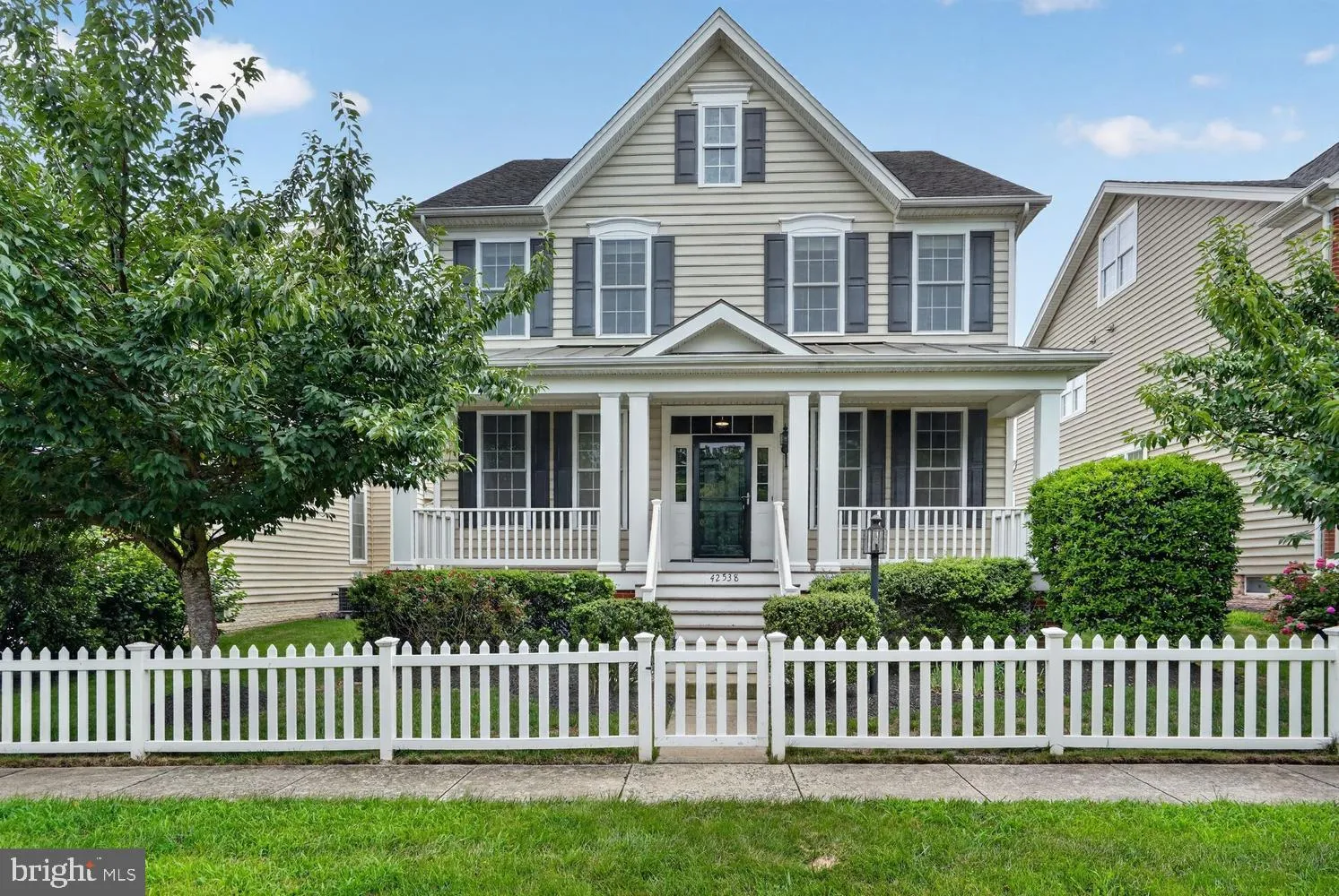 42538 NEIGHBORLY LANE, Chantilly, VA 20152