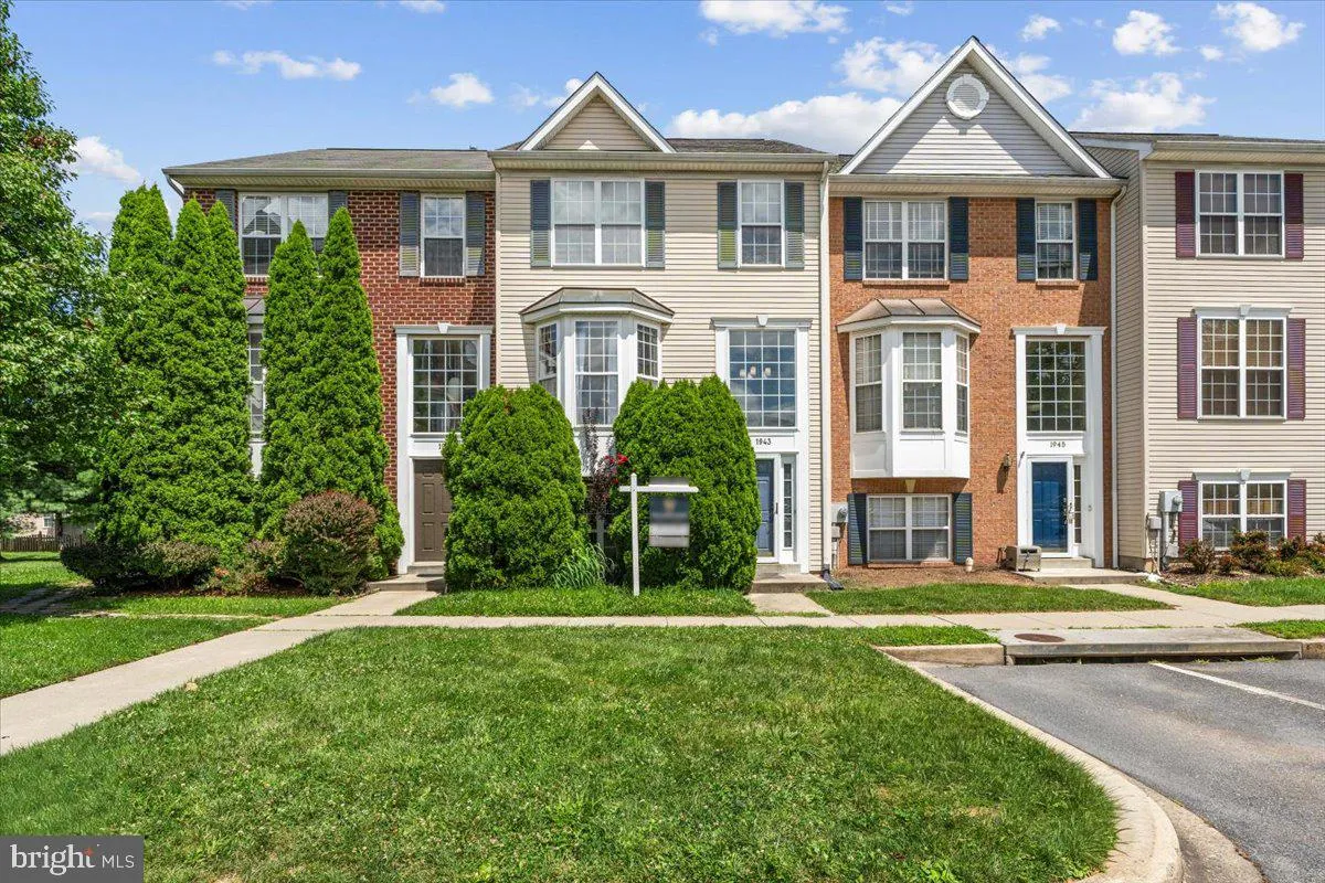 1943 CROSSING STONE COURT, Frederick, MD 21702