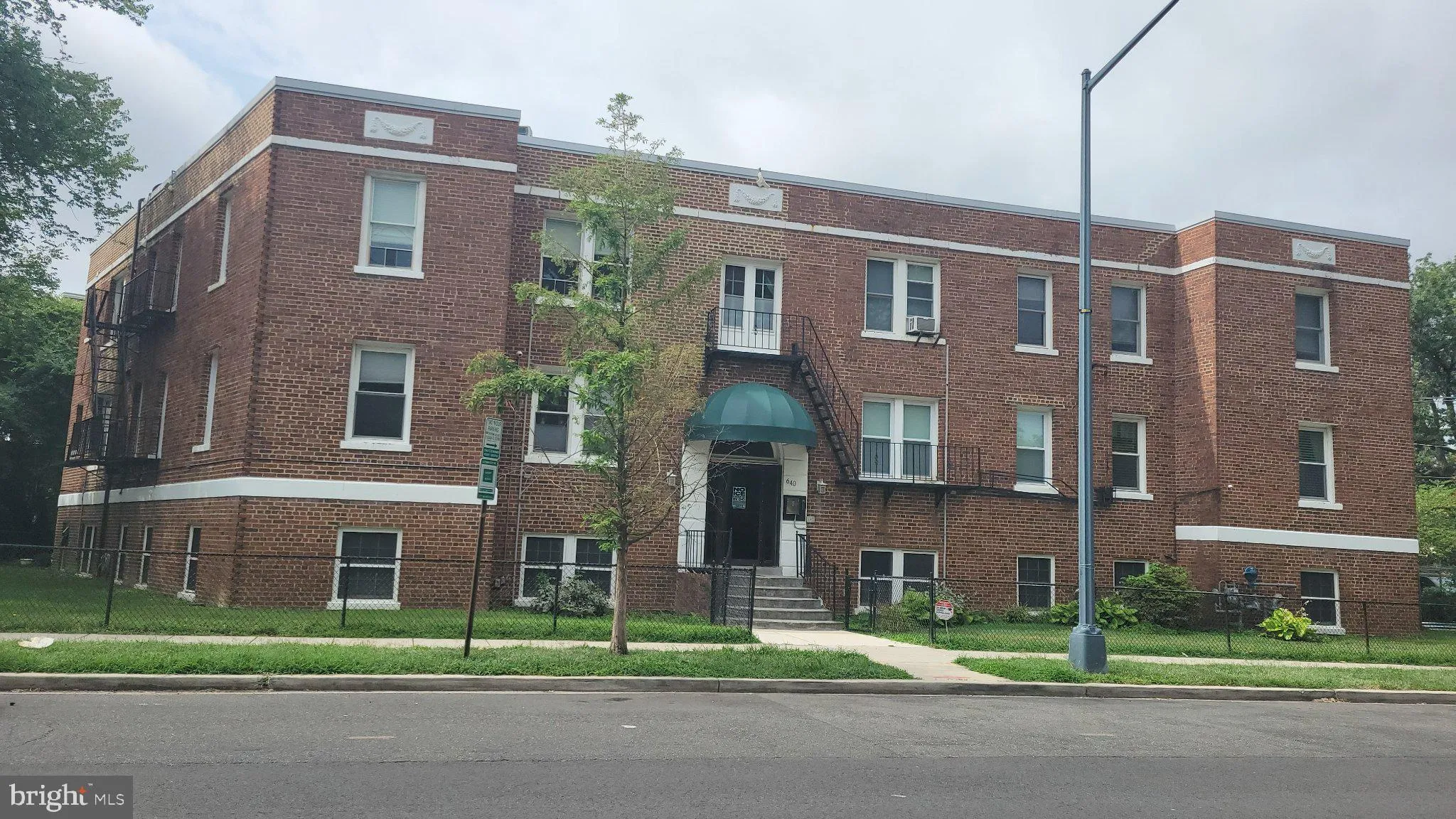 640 BUCHANAN STREET, Washington, DC 20011