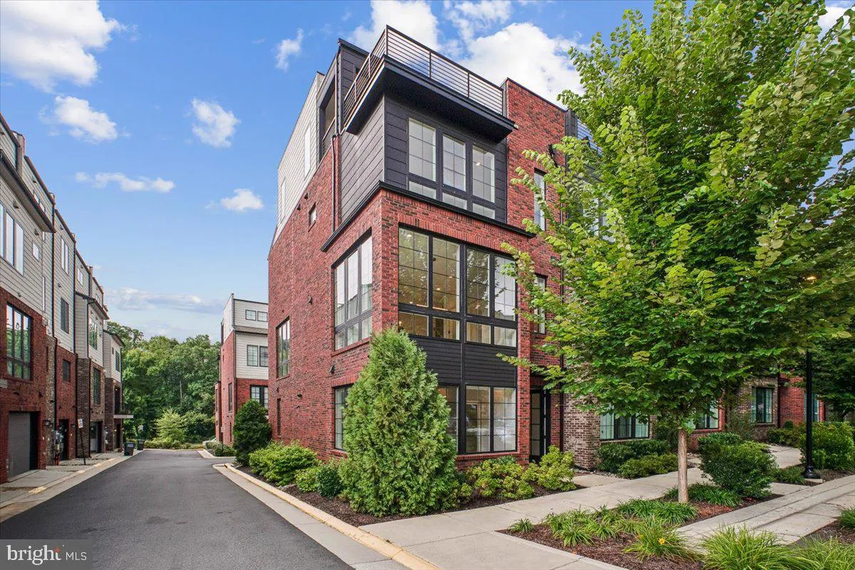 11711 PAYSONS WAY, Reston, VA 20191