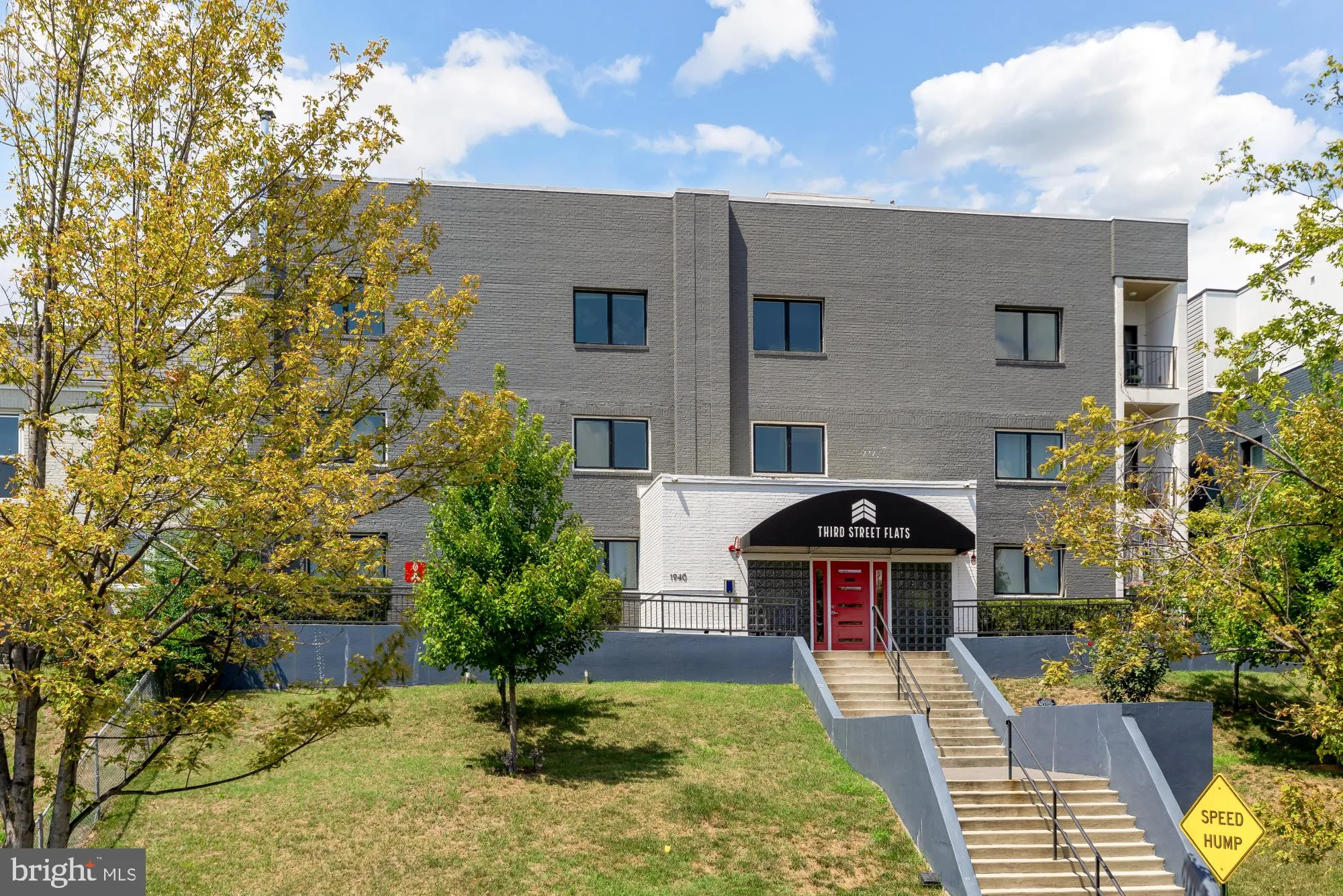 1940 3RD STREET, Washington, DC 20002