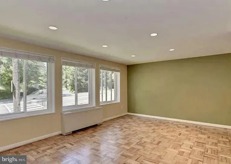 3033 NEW MEXICO AVENUE, Washington, DC 20016