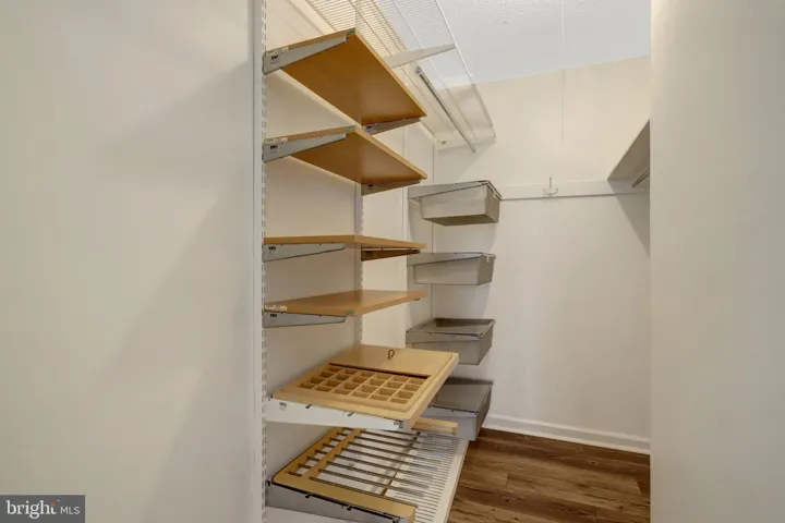 1225 Martha Custis Drive, Alexandria, VA 22302