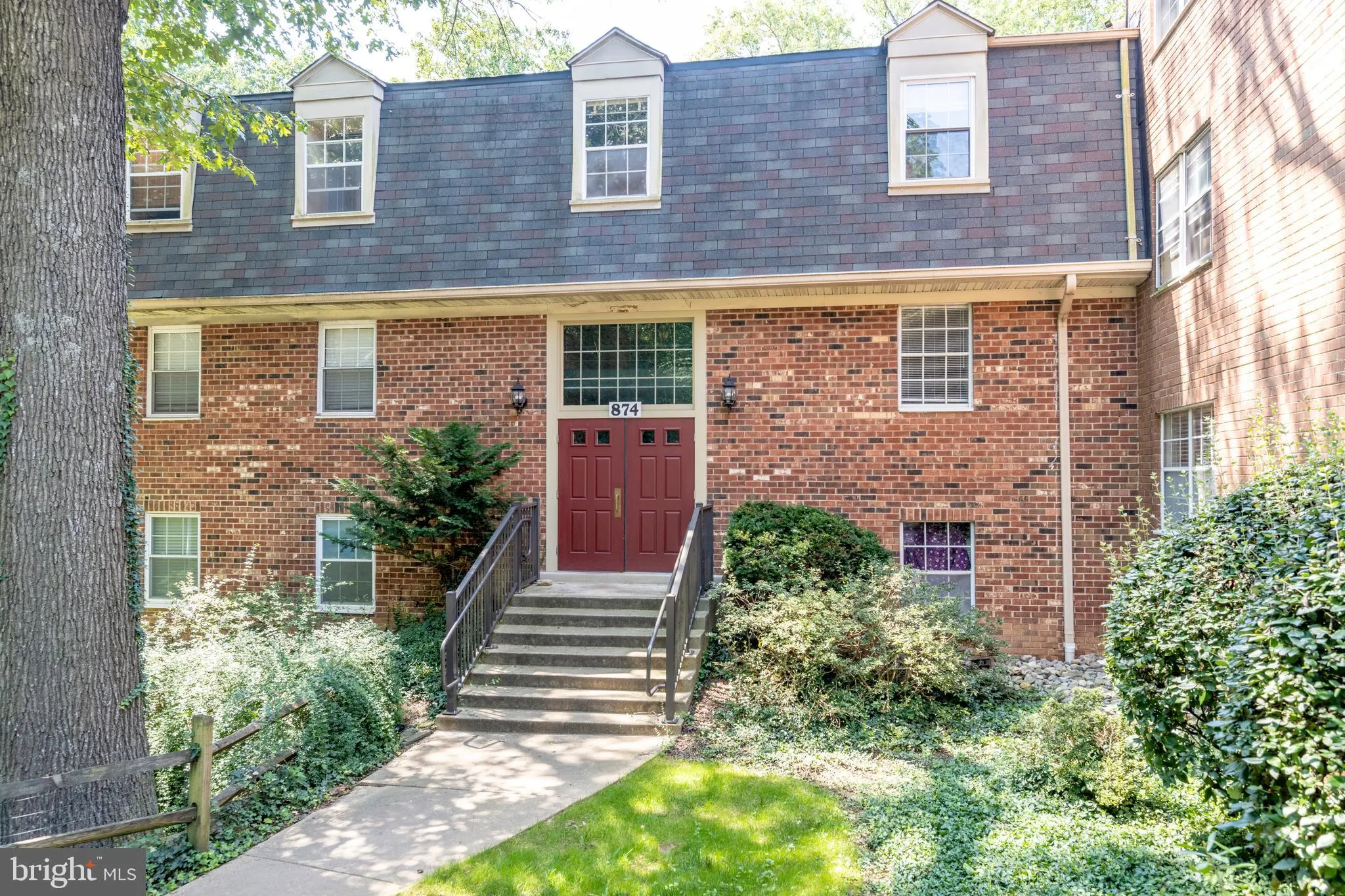 874 COLLEGE PARKWAY, Rockville, MD 20850