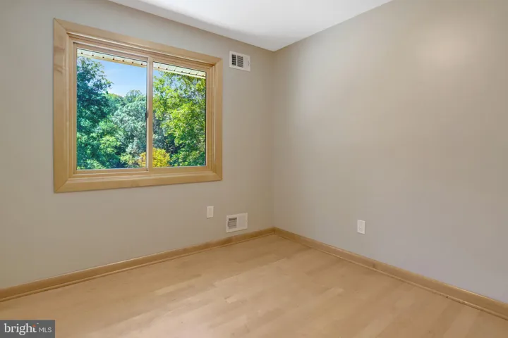 6030 Berwynd Road, Fairfax, VA 22030
