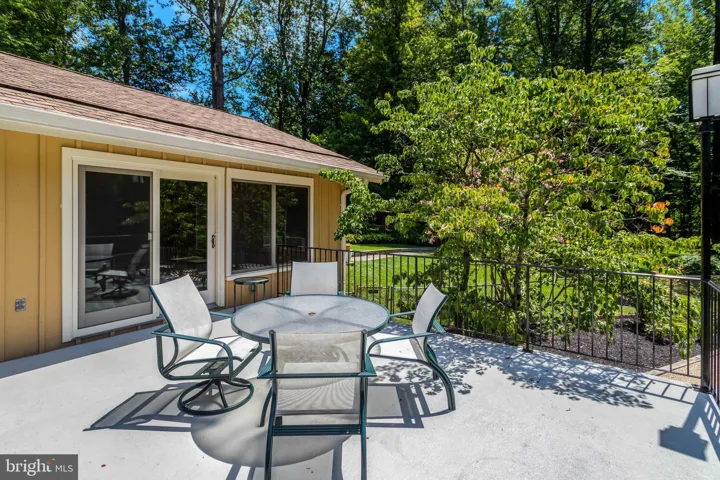6030 Berwynd Road, Fairfax, VA 22030