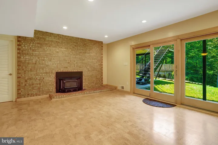 6030 Berwynd Road, Fairfax, VA 22030