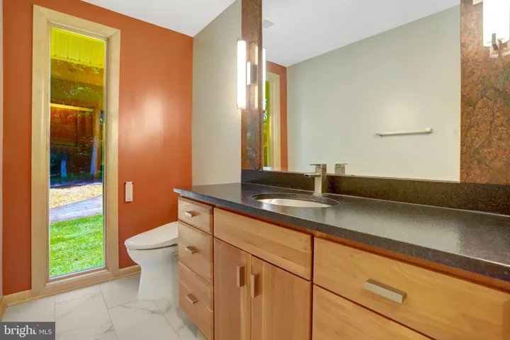 6030 Berwynd Road, Fairfax, VA 22030
