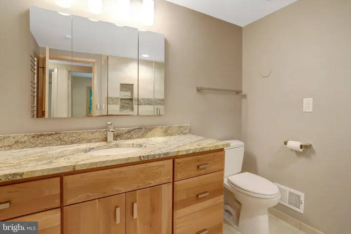 6030 Berwynd Road, Fairfax, VA 22030