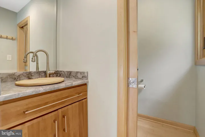 6030 Berwynd Road, Fairfax, VA 22030