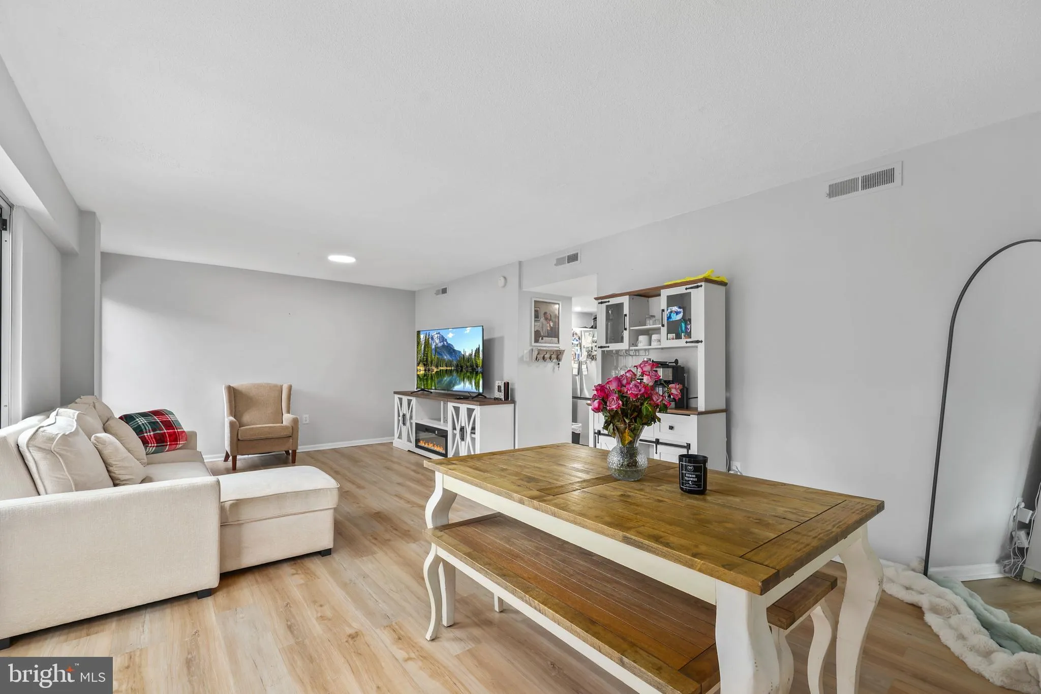 1300 ARMY NAVY DRIVE, Arlington, VA 22202