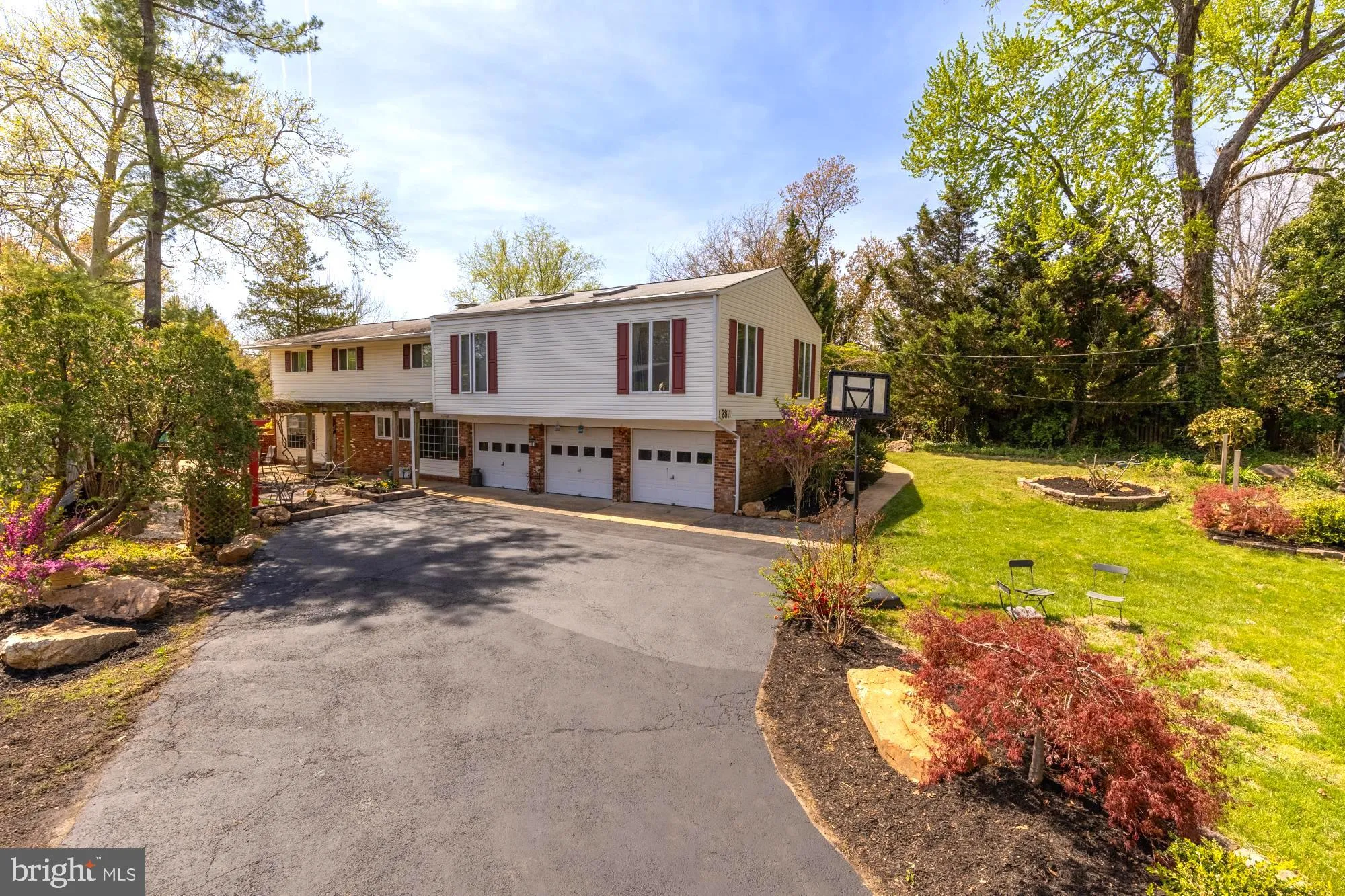 6811 VALLEY BROOK DRIVE, Falls Church, VA 22042