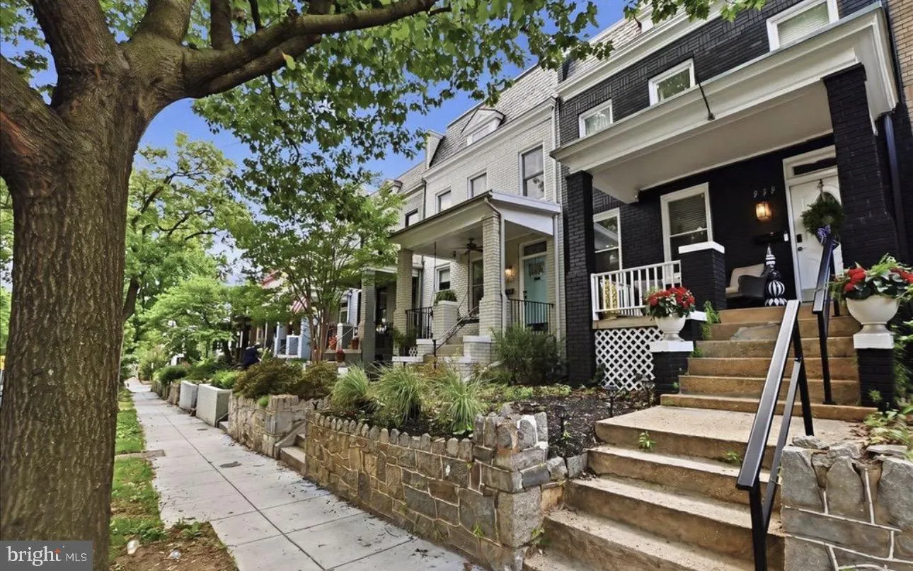 939 15TH STREET, Washington, DC 20003
