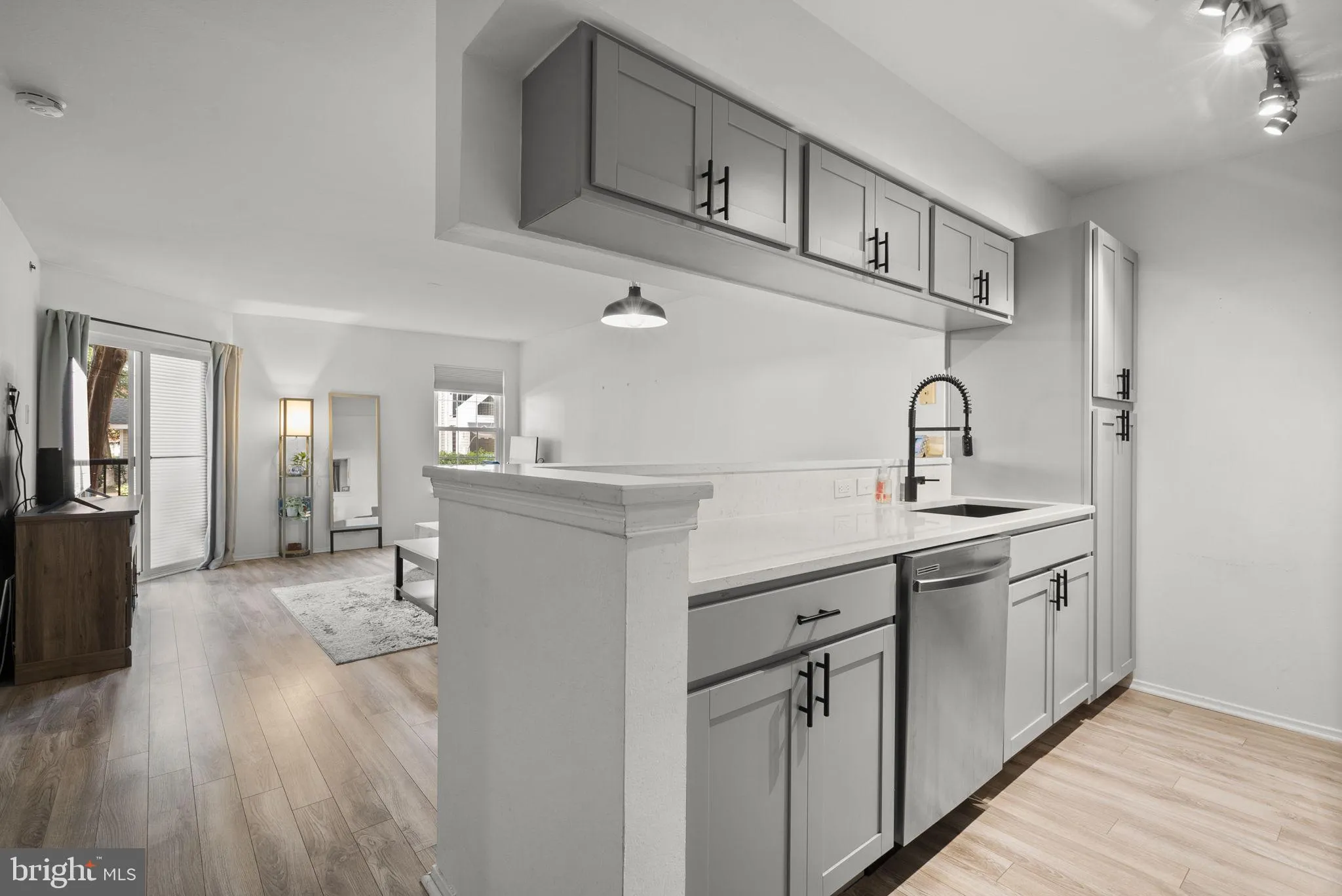 3311 WYNDHAM CIRCLE, Alexandria, VA 22302