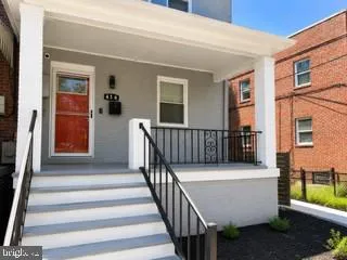 416 DIVISION AVENUE, Washington, DC 20019