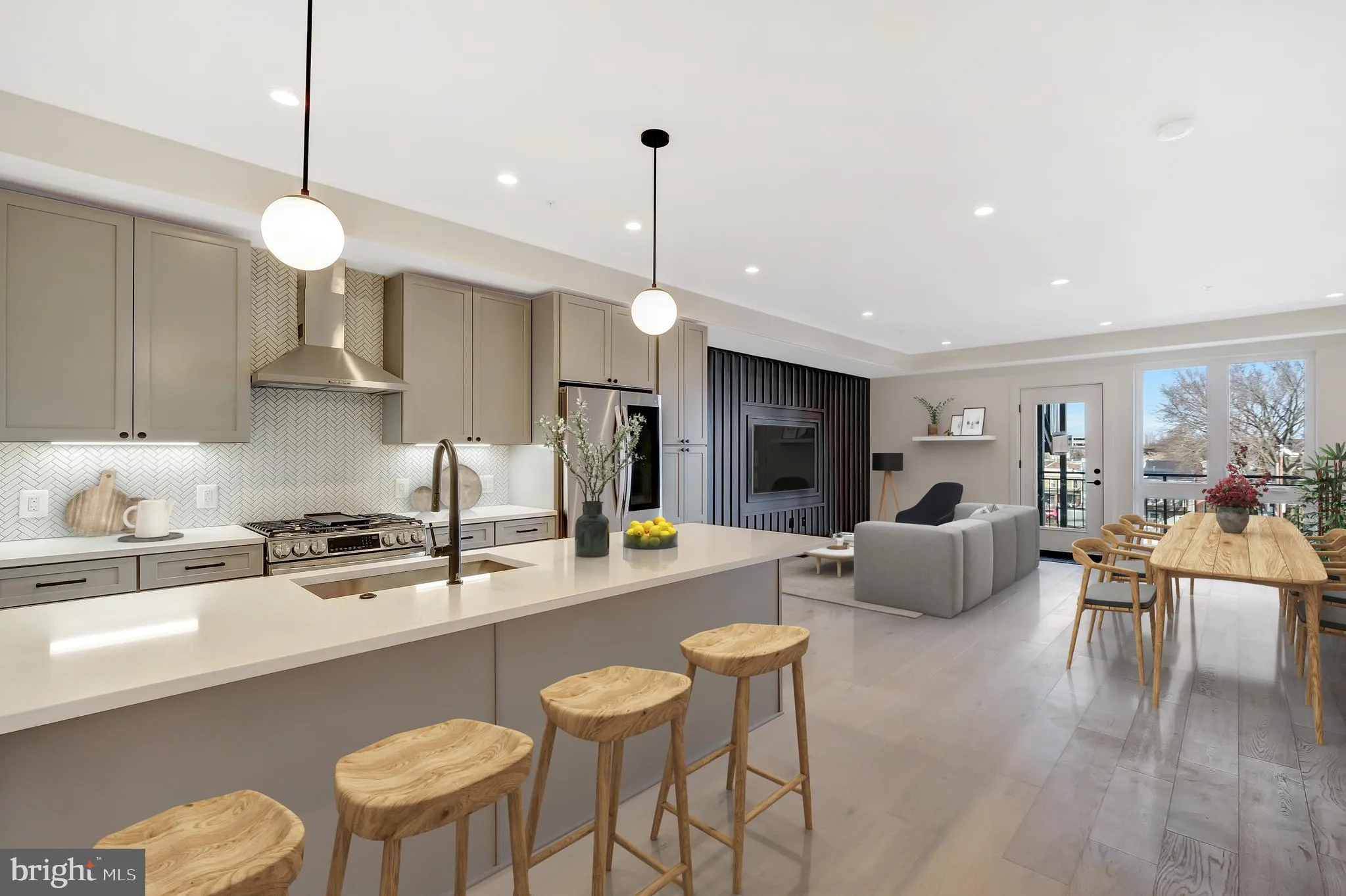 2121 3RD STREET, Washington, DC 20002