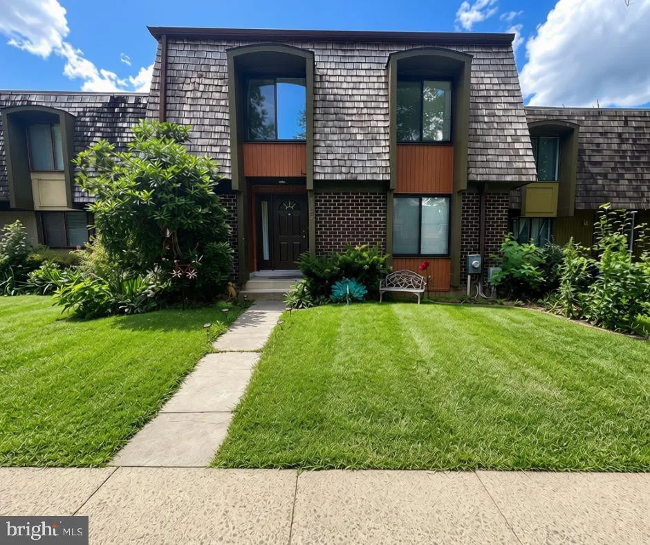 9463 HICKORY VIEW, Gaithersburg, MD 20886