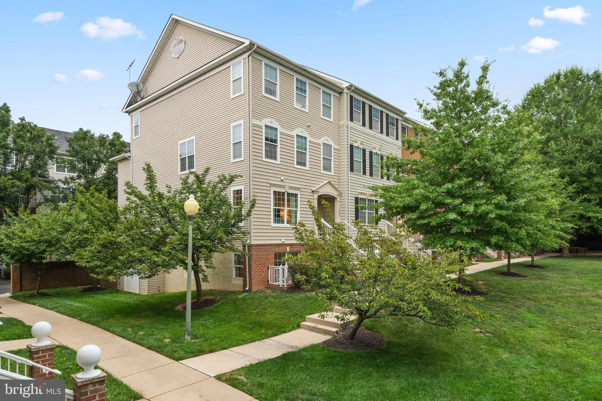 11325 KING GEORGE DRIVE, Silver Spring, MD 20902