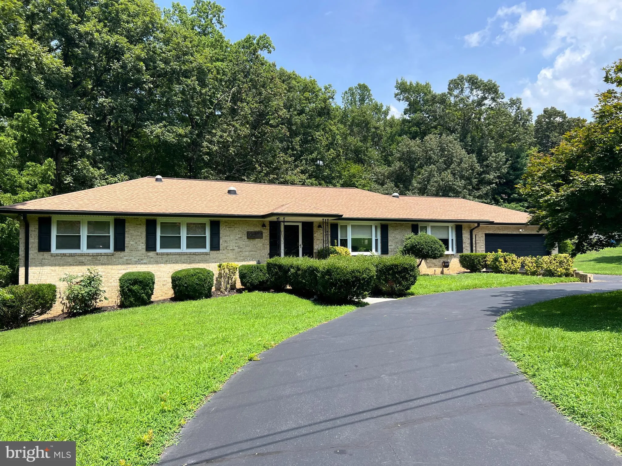 6916 HARVEY ROAD, Manassas, VA 20112