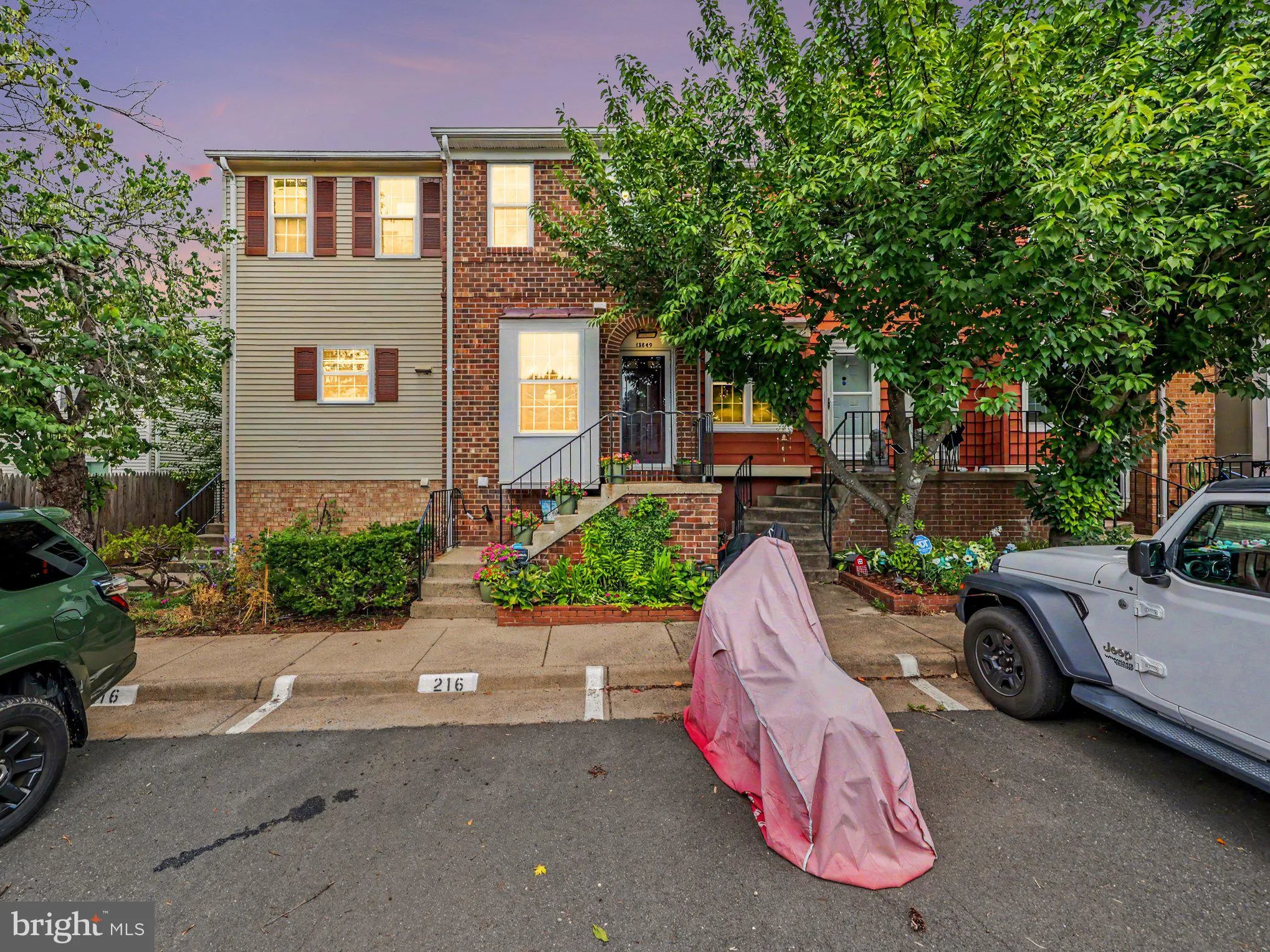 13849 CONSTITUTION COURT, Chantilly, VA 20151