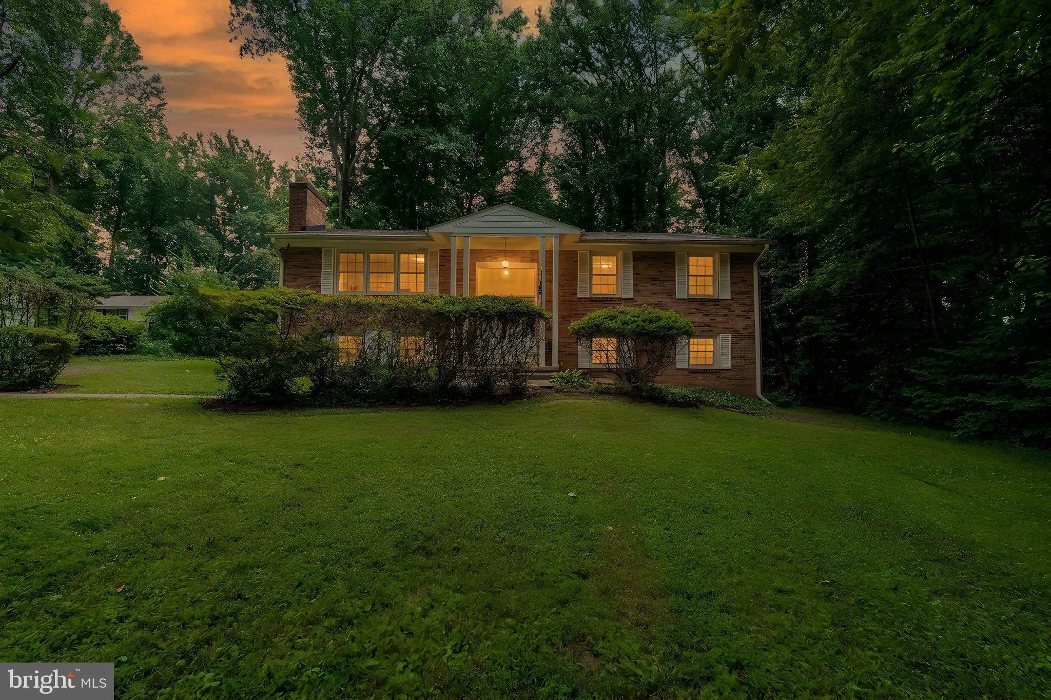 5315 SUMMIT DRIVE, Fairfax, VA 22030