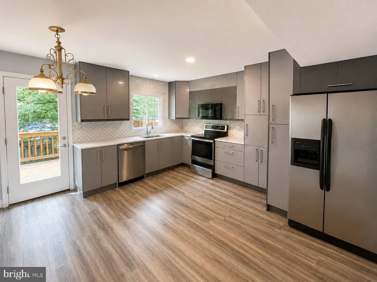 6103 BEDDINGFIELD COURT, Centreville, VA 20121