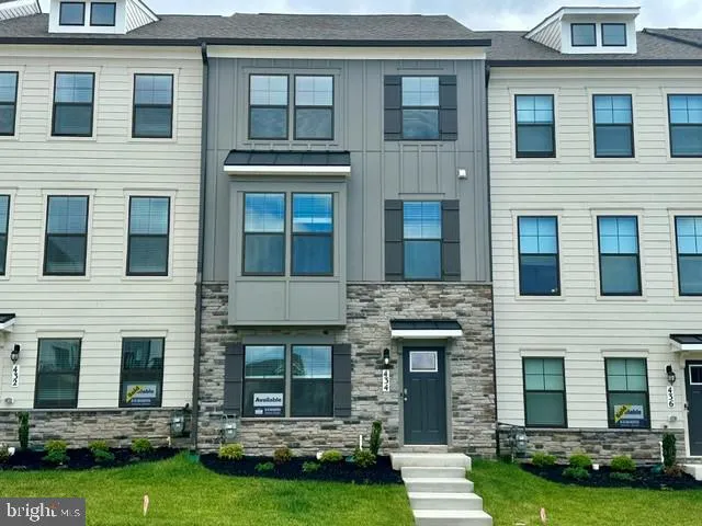 713 COMPASS WAY, Frederick, MD 21701