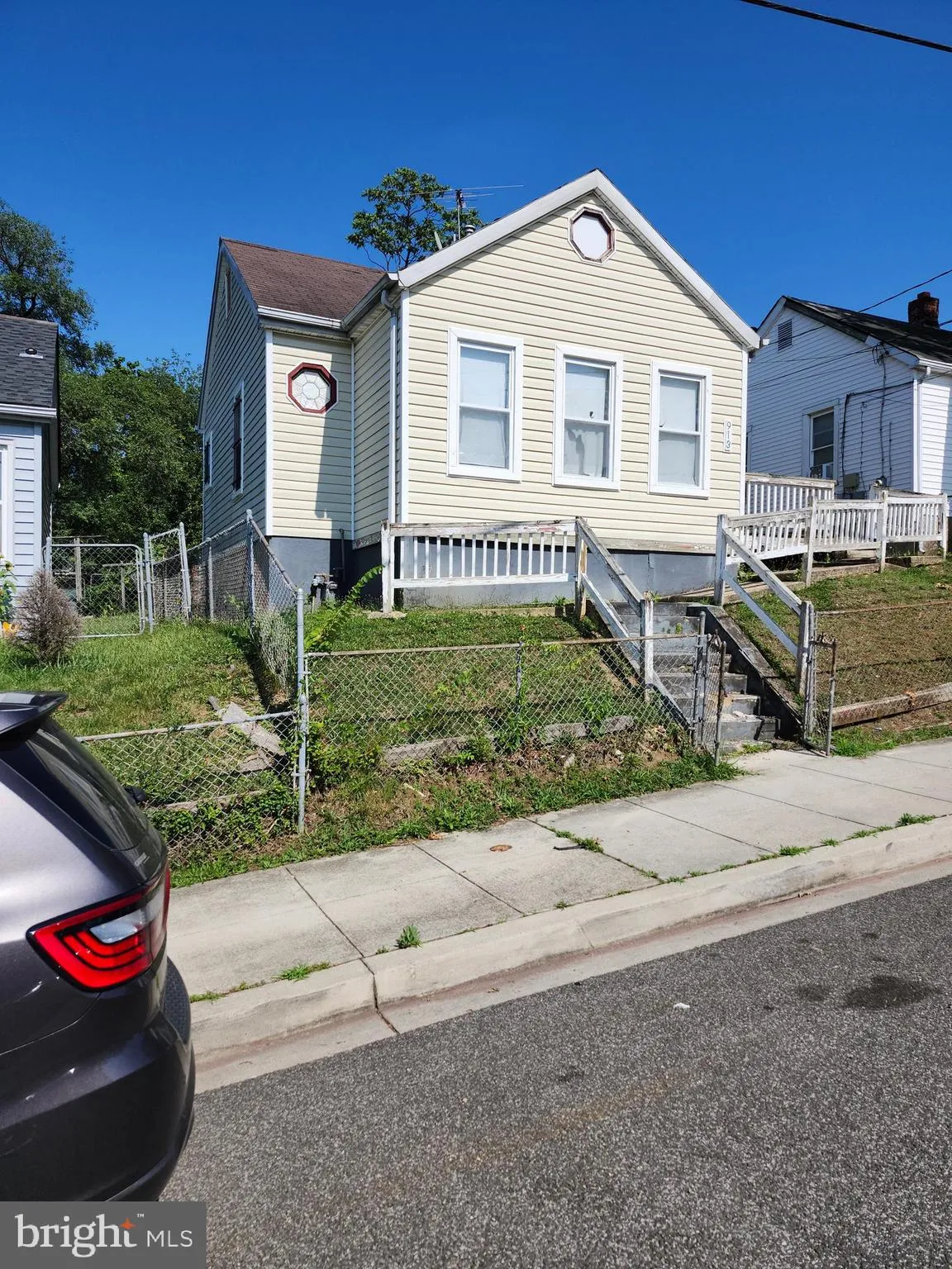 913 47TH PLACE, Washington, DC 20019
