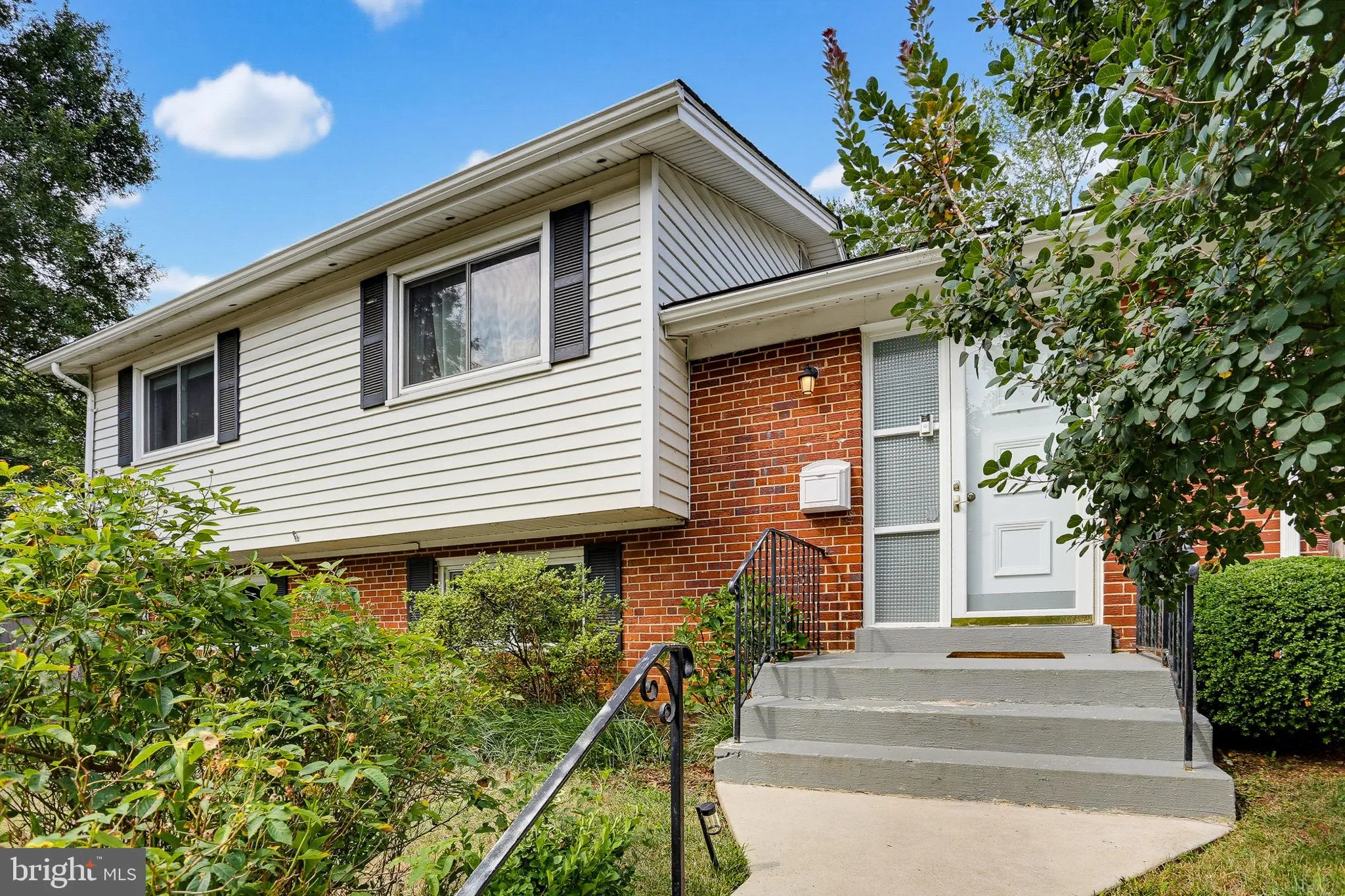 5923 BRYN MAWR ROAD, College Park, MD 20740