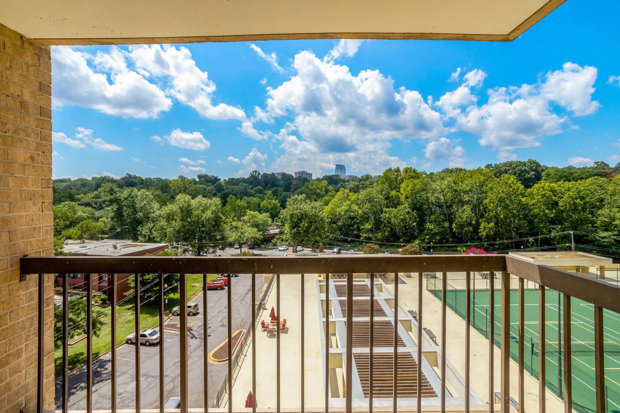 4500 FOUR MILE RUN DRIVE, Arlington, VA 22204